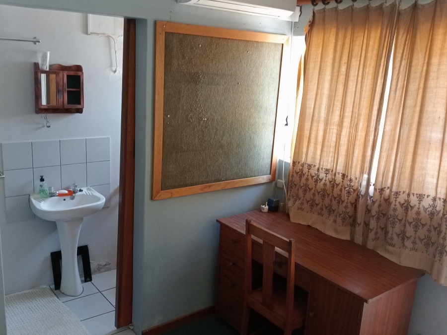 4 Bedroom Property for Sale in Bothasrus Eastern Cape